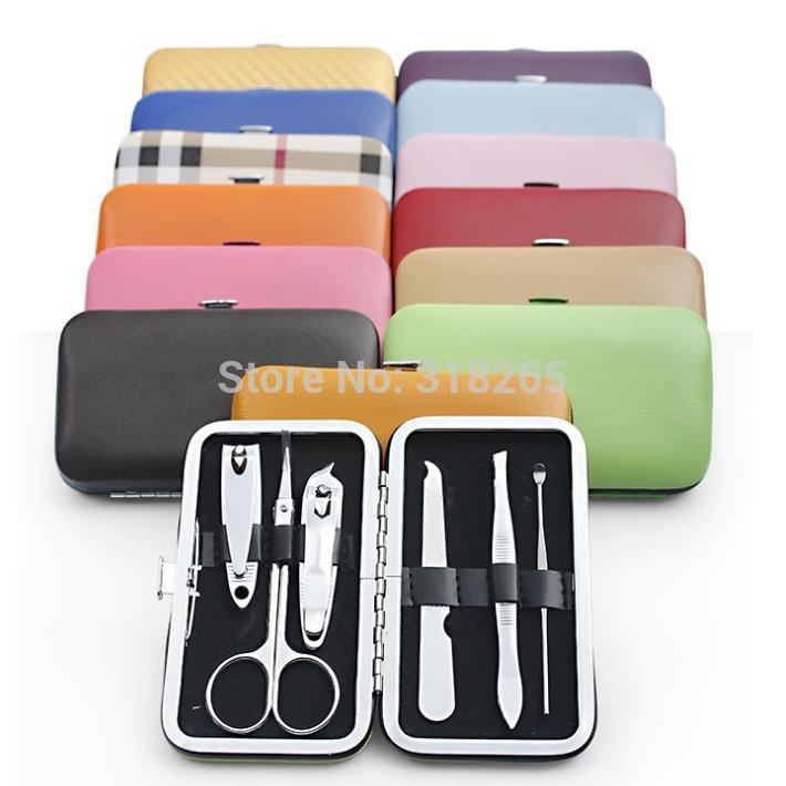 Wholesale 240sets Manicure Set Pedicure Tools Kit Nail Tools Nail Clipper scissors Travel KIt Cutter 6pcs/set
Wholesale 240sets Manicure Set Pedicure Tools Kit Nail Tools Nail Clipper scissors Travel KIt Cutter 6pcs/set