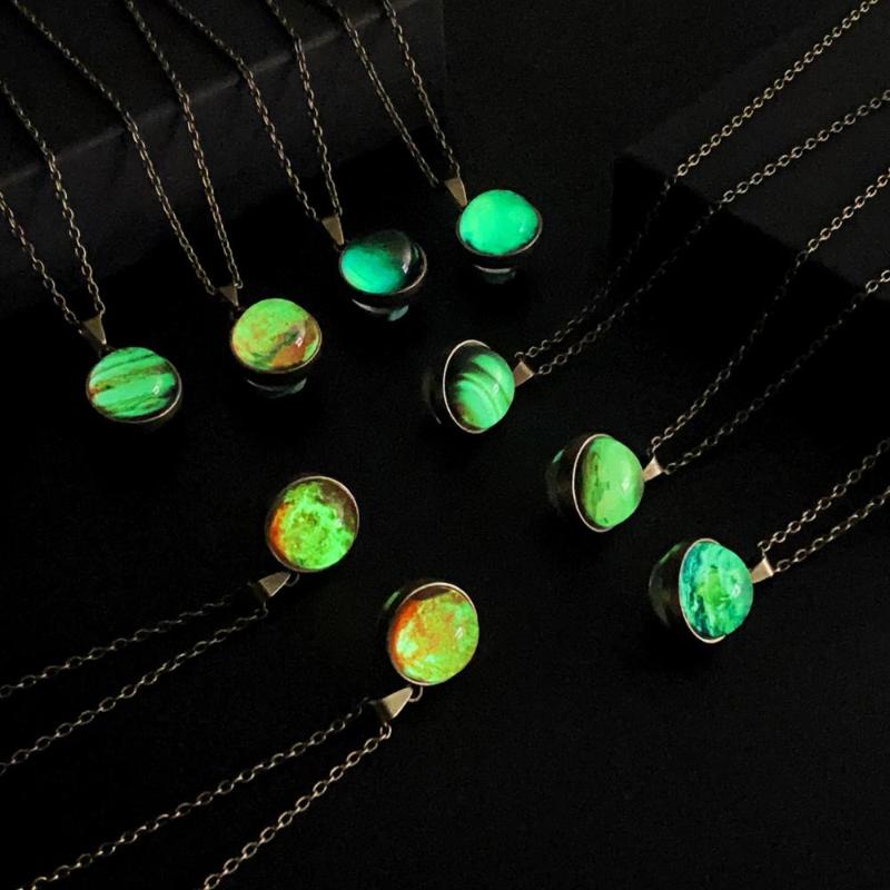 New Design Nebula Galaxy Double Sided Pendant Necklace Galaxy Planet Glass Ball Astronomy Necklace Unisex Luminous Jewelry Gift
New Design Nebula Galaxy Double Sided Pendant Necklace Galaxy Planet Glass Ball Astronomy Necklace Unisex Luminous Jewelry Gift