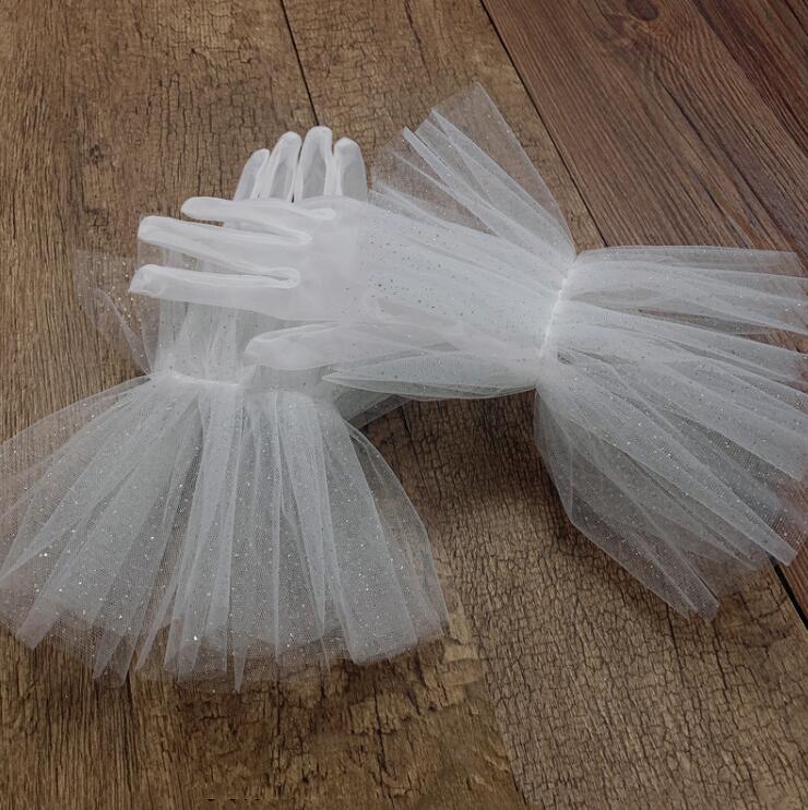 Women's elegant shiny white color mesh glove female spring summer sunscreen lace glove R2891
Women's elegant shiny white color mesh glove female spring summer sunscreen lace glove R2891