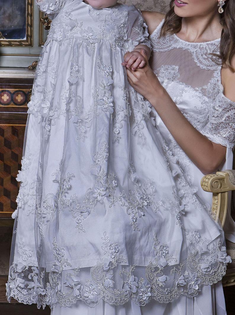 Christening Gowns for Newborns Girls Full Lace Appliqued Jewel Neck Short Sleeves A e First Communion Dresses with Hat