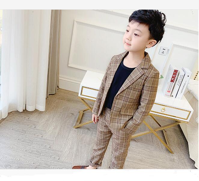 2020 New 2 Piece Boy Plaid Wedding Dress Korean Suit Boy Casual Suit Kids Spring Clothing Suit: Coat + Pants, Brown 
2020 New 2 Piece Boy Plaid Wedding Dress Korean Suit Boy Casual Suit Kids Spring Clothing Suit: Coat + Pants, Brown