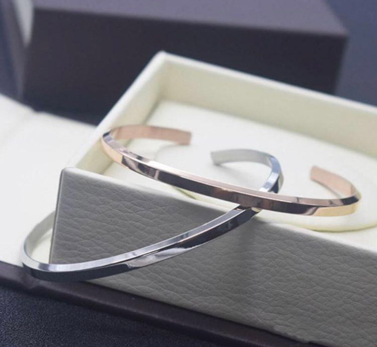 HOT SELL High version stainless steel bracelet bangle watch for women mens Party Wedding jewelry for Couples Lovers gift LZ
HOT SELL High version stainless steel bracelet bangle watch for women mens Party Wedding jewelry for Couples Lovers gift LZ