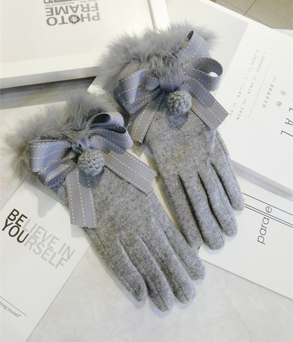 Women Suede Gloves Winter Fur Double Layer Furry Mittens Warm Cute Bowknot Female Fashion Outdoor Driving Gloves
Women Suede Gloves Winter Fur Double Layer Furry Mittens Warm Cute Bowknot Female Fashion Outdoor Driving Gloves