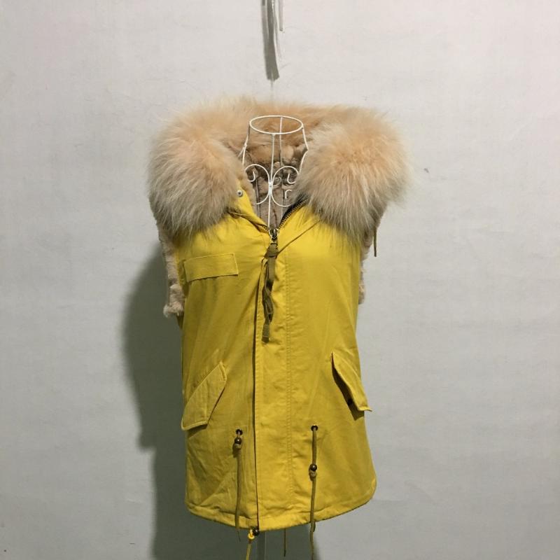 Yellow Faux Fur Vest Ladies Winter Casual Wear With Raccoon Collar Short Length Beige Color Fur Lined Wear
Yellow Faux Fur Vest Ladies Winter Casual Wear With Raccoon Collar Short Length Beige Color Fur Lined Wear