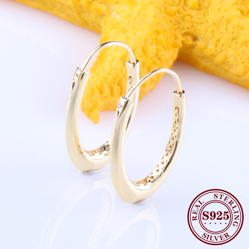 Original 925 Sterling Silver Shine Gold Oversized Oval Earrings Hook Pan Earrings Creative Hollow Large Earrings Hook Women
Original 925 Sterling Silver Shine Gold Oversized Oval Earrings Hook Pan Earrings Creative Hollow Large Earrings Hook Women