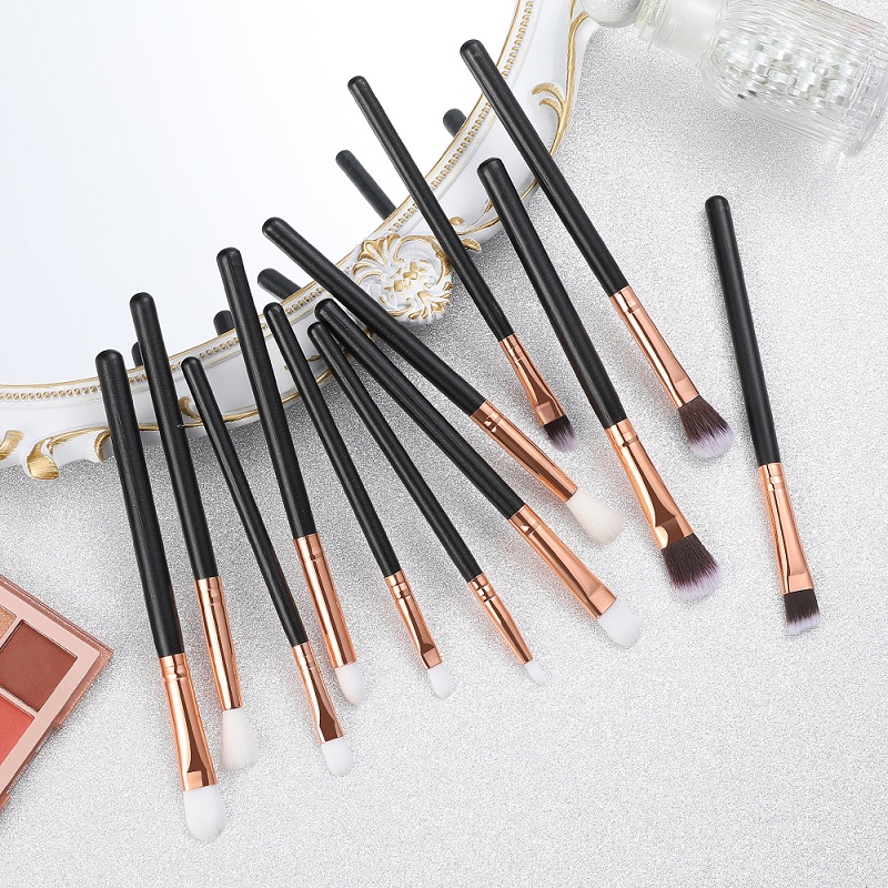 Amazon Popular 12pcs Eyes makeup brushes set wooden handle Eyebrow brushes eye shadow brushes pinceles de maquillaje
