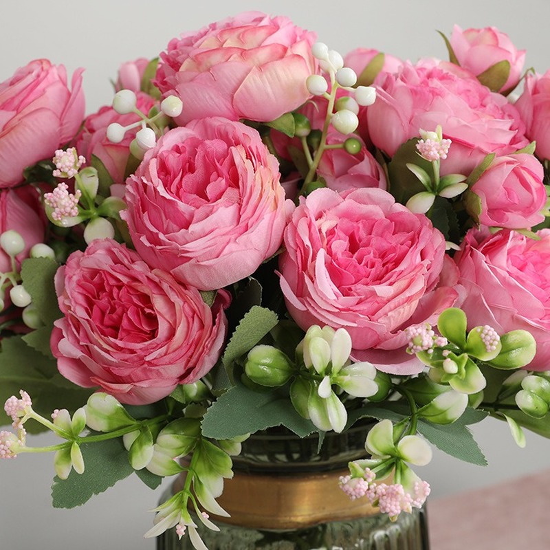 Fleurs Artificielles En Soie Haute Qualite 5 Rose Artificielle Avec Tige Restaurant Room Wedding Decoration Simulation Bouquet