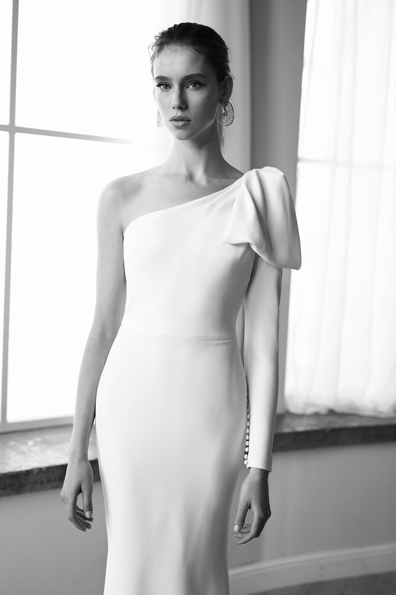 lihi hod mermaid wedding dresses simply satin one shoulder long sleeve backless wedding dress bridal gowns vestidos de noiva
