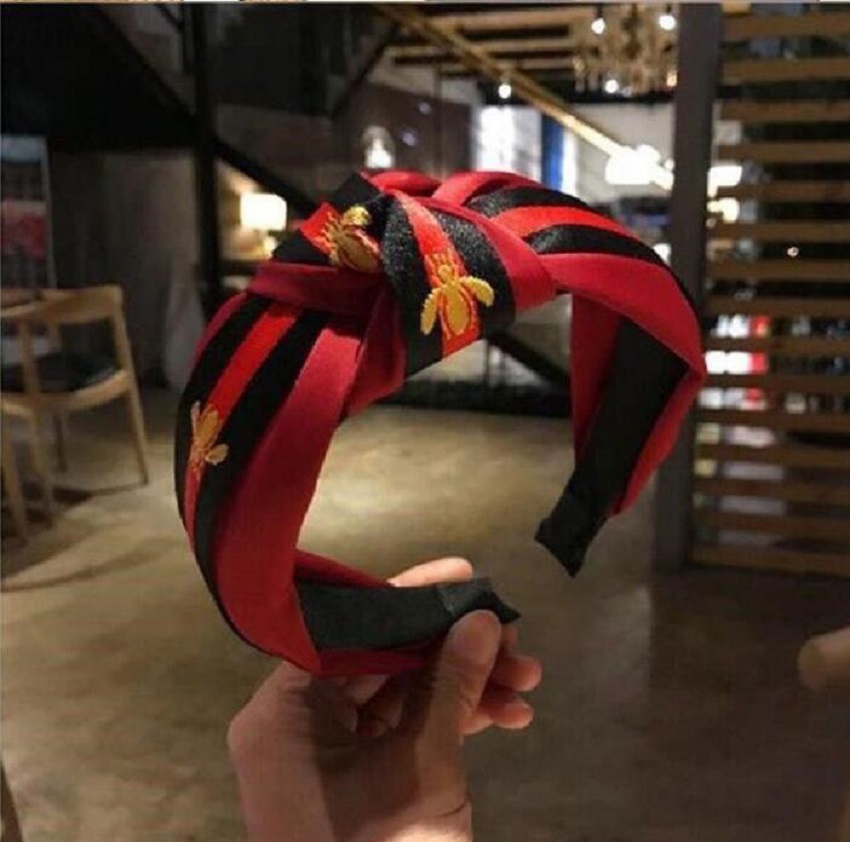 Turban Headband Elastic Hairband Hair Accessories for Girls No Slip Stay on Knotted Head band Hair Band for Women, Black;brown
Turban Headband Elastic Hairband Hair Accessories for Girls No Slip Stay on Knotted Head band Hair Band for Women, Black;brown