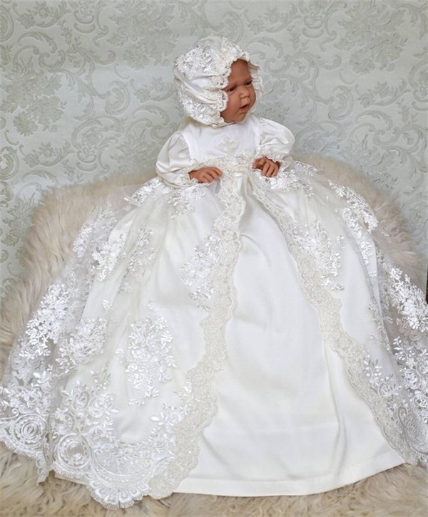 Vintage White Ivory Baby Girls Christening Gown Lace Pearls First Birthday Dress Blessing Outfit Girls Baptism Cloth with Bonnet