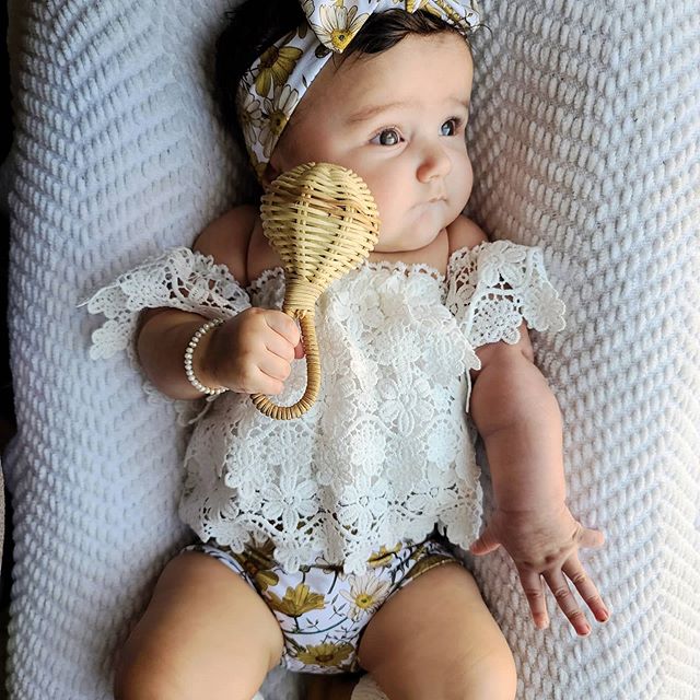 2020 New Fashion 3 pcs Infant kids baby suit solid coloro-neck short sleeve top + flower print pants + headband white 0-4Years, As pic
2020 New Fashion 3 pcs Infant kids baby suit solid coloro-neck short sleeve top + flower print pants + headband white 0-4Years, As pic
