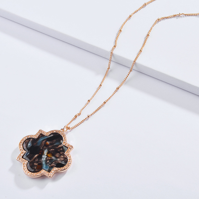 4 Colors Options Crystals Paved Resin Quatrefoil Clover Pendant Necklace Trendy Gold Long Chain Statement Necklace For Women
4 Colors Options Crystals Paved Resin Quatrefoil Clover Pendant Necklace Trendy Gold Long Chain Statement Necklace For Women
