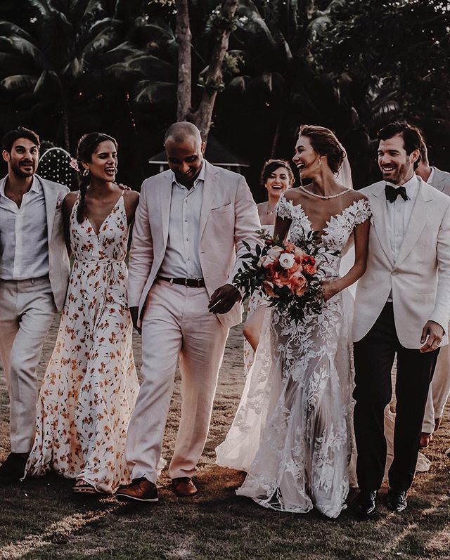 Bohemian A Line Wedding Dresses 2021 IllusionSheer Neck Short Sleeve Lace Appliques Bridal Gowns Plus Size Vestido De Noiva Wedding Dress