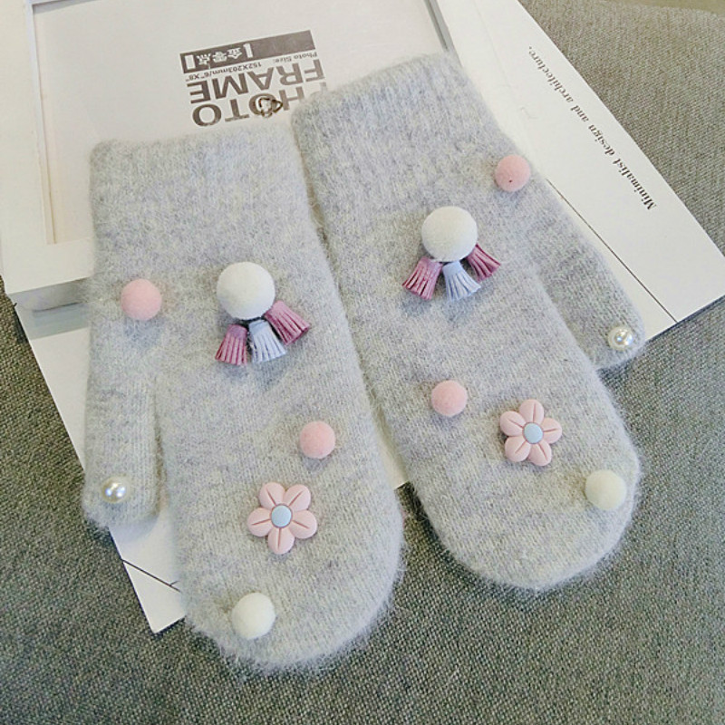 New Korean gray gloves girl wool flower warm knitted women spring winter gloves thick mittens
New Korean gray gloves girl wool flower warm knitted women spring winter gloves thick mittens