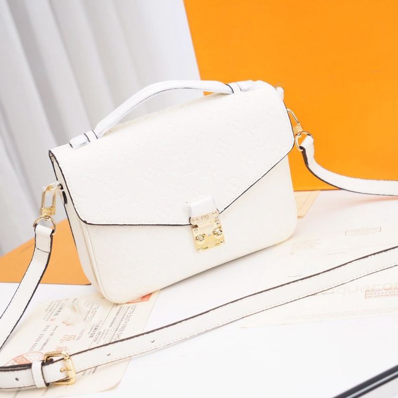 Hot sale womens single shoulder bags 2020 womens purses handbags new fashion crossbody bags Top quality Cowhide leather lady pochette bags
Hot sale womens single shoulder bags 2020 womens purses handbags new fashion crossbody bags Top quality Cowhide leather lady pochette bags