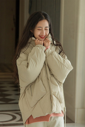 Thickened cotton jacket short winter warmth with hood versatile casual and comfortable zipper personality, Beige
Thickened cotton jacket short winter warmth with hood versatile casual and comfortable zipper personality, Beige