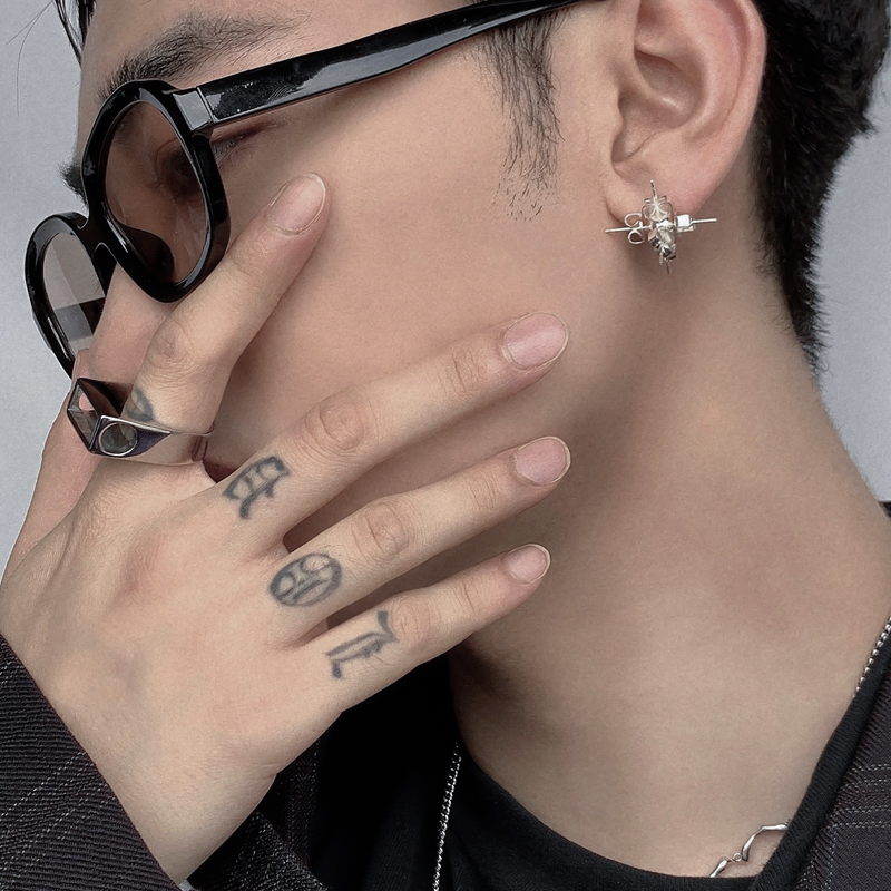 DHEYGERE satellite earrings niche design sense 2020 new exquisite cool stereo earrings men and women ins tide Party Wedding Gifts