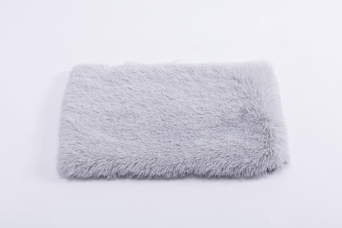 Winter Pet Dog Bed Long Plush Soft Fleece Blankets Pets Cushion House For Small Medium Dogs Cat Sleeping Cats Mattress Supplies