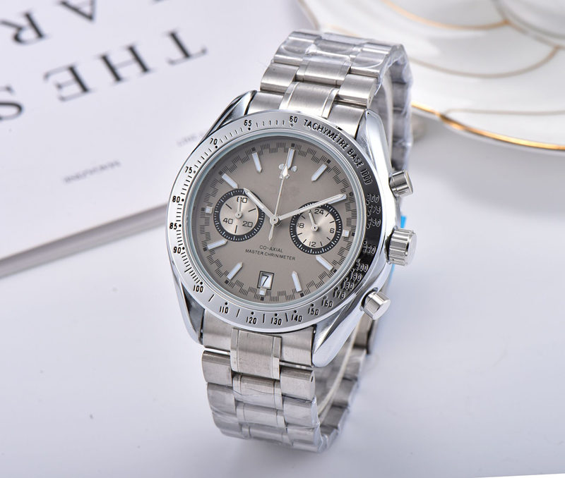 2020 St auger leisure fashion New watch sport Watches men Casual Fashion quartz watch2, Slivery;brown
2020 St auger leisure fashion New watch sport Watches men Casual Fashion quartz watch2, Slivery;brown