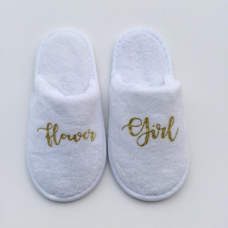 2pairs lot personalized Bride Bridesmaid Flower girls maid of honor Spa slippers wedding hen bachelorette party gifts
2pairs lot personalized Bride Bridesmaid Flower girls maid of honor Spa slippers wedding hen bachelorette party gifts