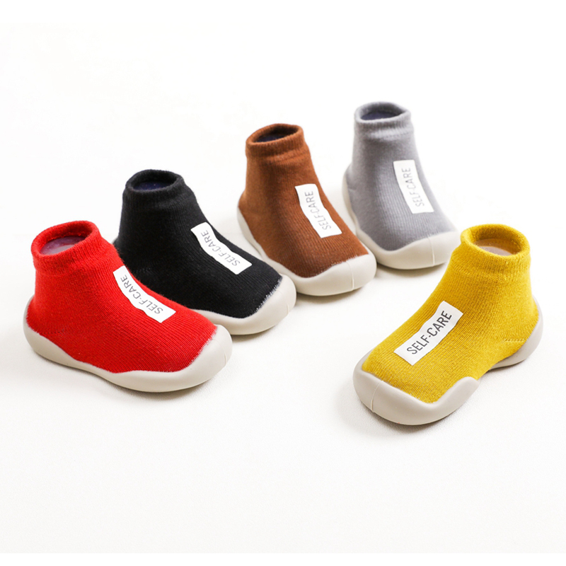Kids Soft Rubber Sole Unisex Baby Shoes First Shoes Baby Shoe Knit Booties Anti-slip Walkers Toddler First Walker Girl, 20
Kids Soft Rubber Sole Unisex Baby Shoes First Shoes Baby Shoe Knit Booties Anti-slip Walkers Toddler First Walker Girl, 20