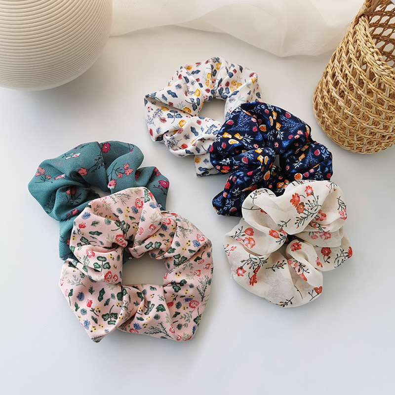 Korean New Simple Sweet Cute Small Floral Fabric Retro Style Nostalgic Large Intestine Ring for Women Fashion Hair Accessories
Korean New Simple Sweet Cute Small Floral Fabric Retro Style Nostalgic Large Intestine Ring for Women Fashion Hair Accessories