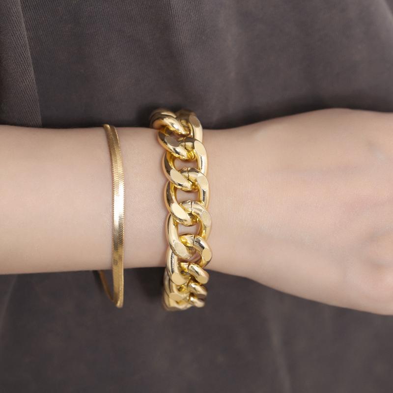 2pcs/Set Punk Metal Chain Bracelets for Women Girls Gold Plated Snake Chain Bracelet Femme Friend Couple Jewelry pulsera hombre
2pcs/Set Punk Metal Chain Bracelets for Women Girls Gold Plated Snake Chain Bracelet Femme Friend Couple Jewelry pulsera hombre