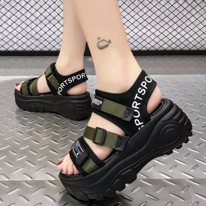 6cm Thick Bottom Platform Sandals Women Diamond Crystals Height Increasing Shoes Women Canvas Summer Buckle Woman Sandal, Green
6cm Thick Bottom Platform Sandals Women Diamond Crystals Height Increasing Shoes Women Canvas Summer Buckle Woman Sandal, Green