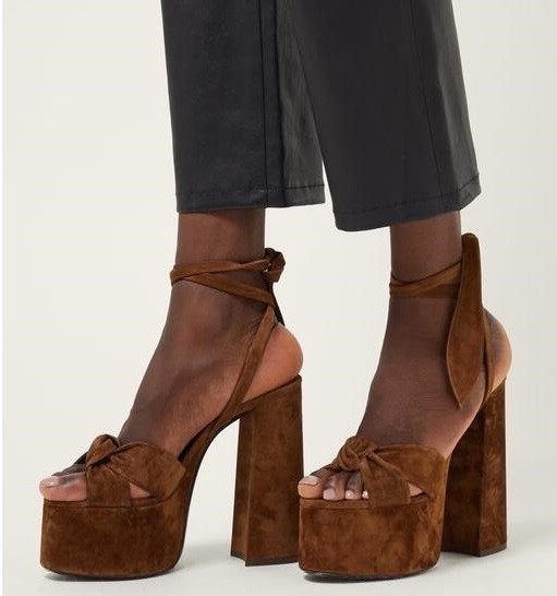 Solid Flock Square High Heels Ankle Strap Sandals Lady Peep Toe High Platform Party Casual Shoes Woman Lace-up Knot Sandals 2020, As picture
Solid Flock Square High Heels Ankle Strap Sandals Lady Peep Toe High Platform Party Casual Shoes Woman Lace-up Knot Sandals 2020, As picture
