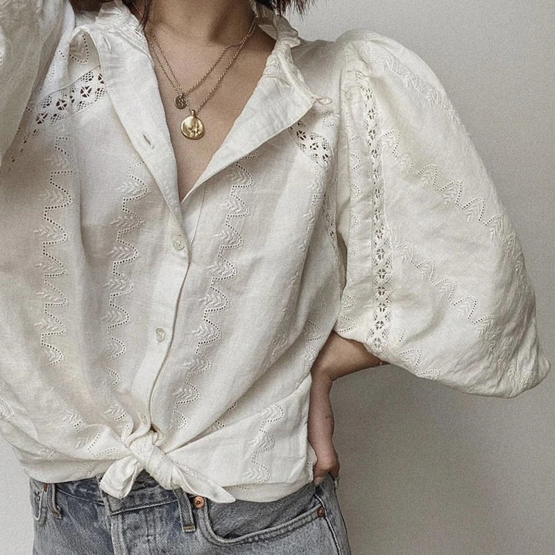 Romantic Lace hollow out women shirt 2020 new lantern sleeves wild temperament ladies shirt white top, As pic
Romantic Lace hollow out women shirt 2020 new lantern sleeves wild temperament ladies shirt white top, As pic