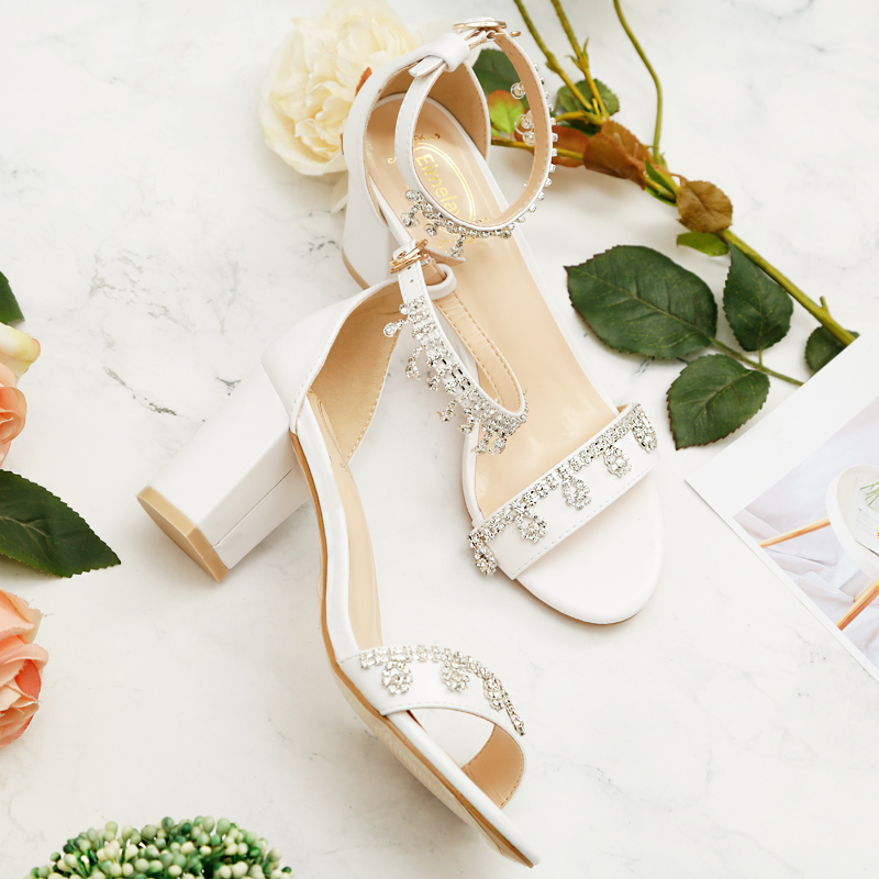 Sweet Summer New Chunky Heel White Women's Sandals Crystal Pendant Tassel A- line Buckle Toe High Heels, 7cm white
Sweet Summer New Chunky Heel White Women's Sandals Crystal Pendant Tassel A- line Buckle Toe High Heels, 7cm white