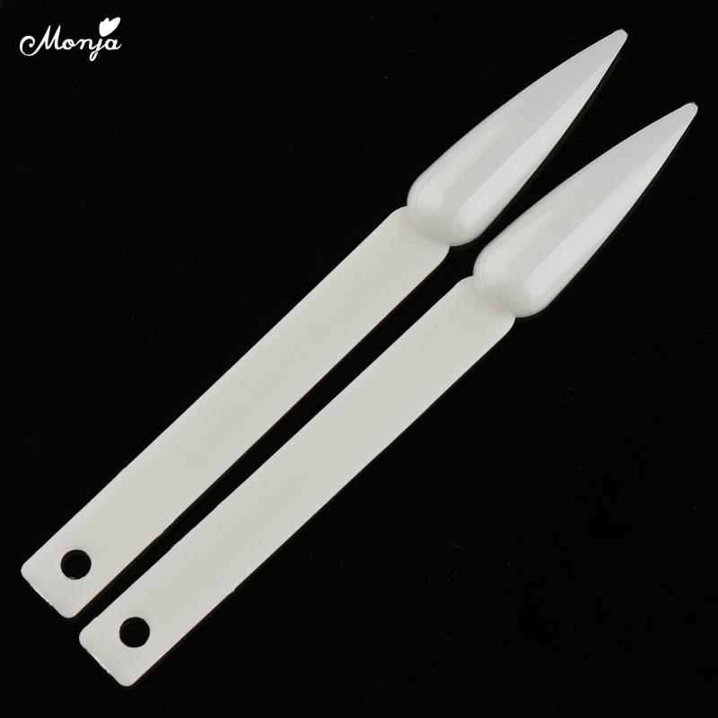 Monja 40pcs Sharp Fan Shaped Nail Art False Tips Polish Gel Color Practice Display Showing Card Sticks Manicure Tool