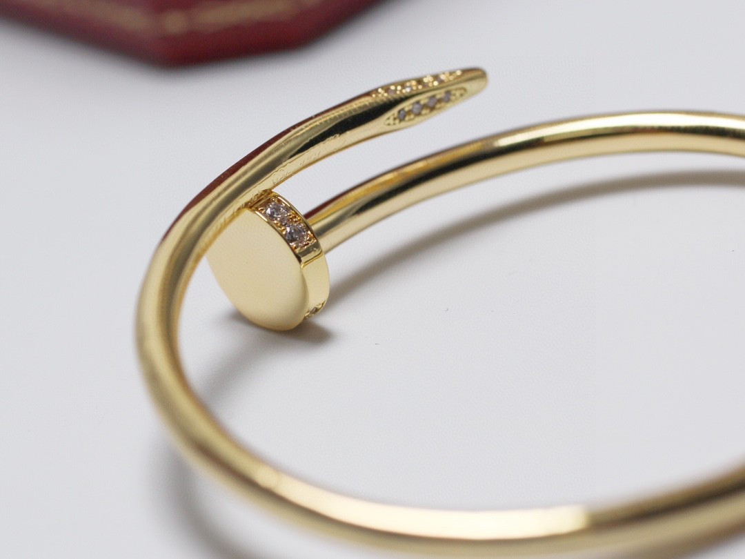 C fashion classic bracelet diamond-encrusted lu xu ry bracelet classic fashion temperament ladies star style