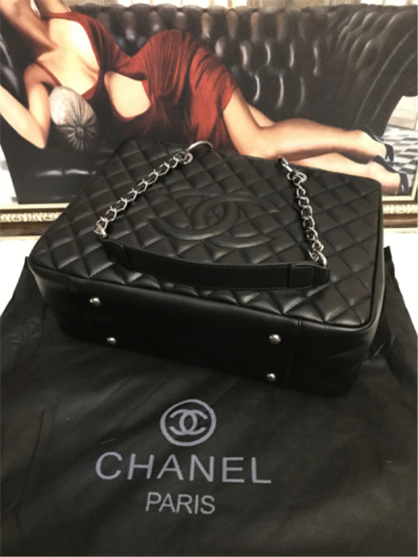 2021 Fashion Bags pochette accessories purse handbag women shoulder bags flower women chain strap shoulder bag
2021 Fashion Bags pochette accessories purse handbag women shoulder bags flower women chain strap shoulder bag