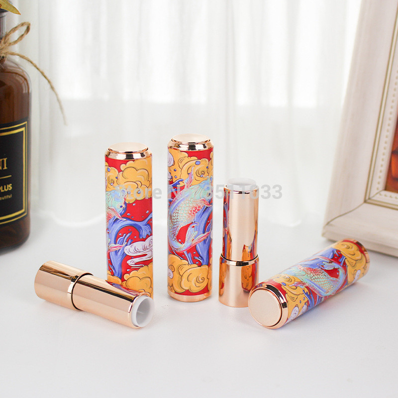 Round Koi Pattern Lipstick Tube Refillable Pressed Plastic Empty Lip Tube Cosmetic Lip Rouge Container DIY Makeup Tool
Round Koi Pattern Lipstick Tube Refillable Pressed Plastic Empty Lip Tube Cosmetic Lip Rouge Container DIY Makeup Tool
