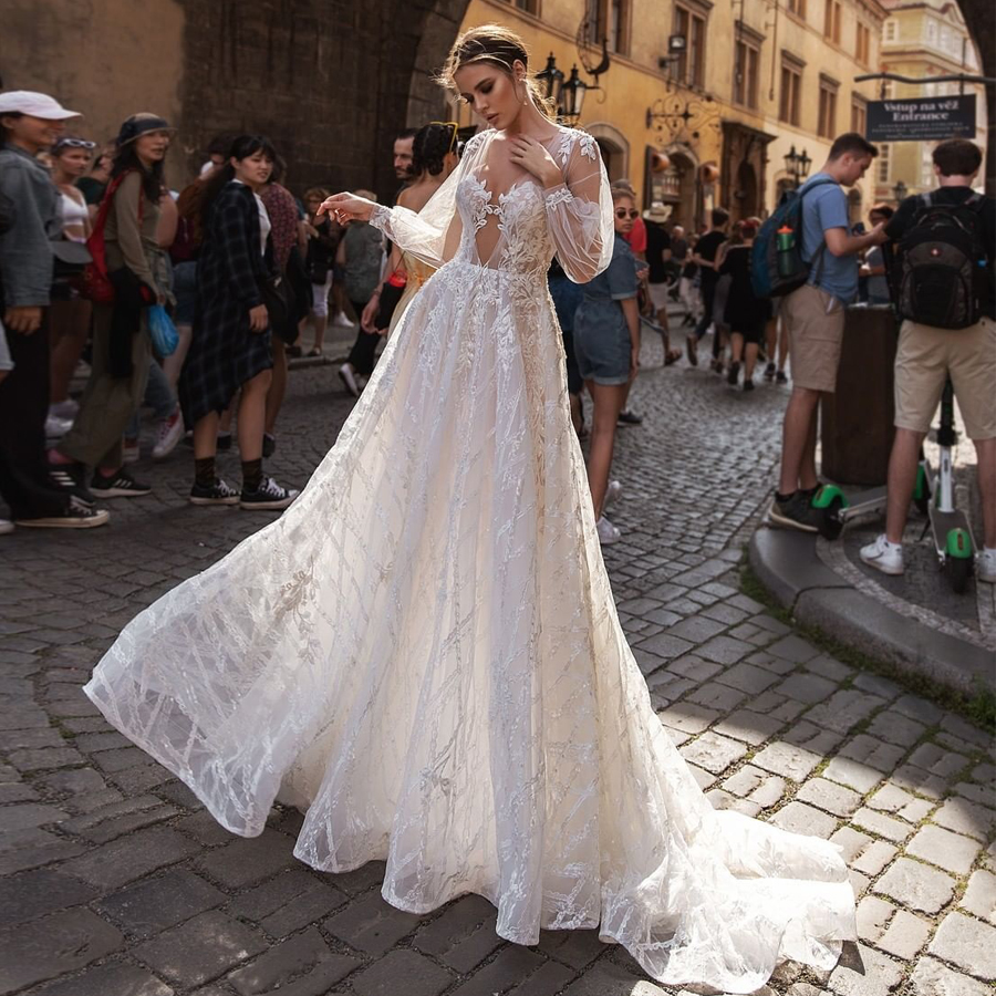 Sequined Lace Graceful Wedding Dresses Deep V Neck A Line Appliqued Long Sleeves Bridal Gowns Sweep Train Tulle Robe De Marie ppliqued