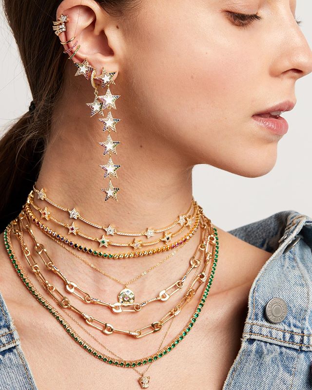 2020 summer new necklace pin shape charm jewelry Gold color micro pave tiny cz safety pin link chain choker necklace for wedding
2020 summer new necklace pin shape charm jewelry Gold color micro pave tiny cz safety pin link chain choker necklace for wedding