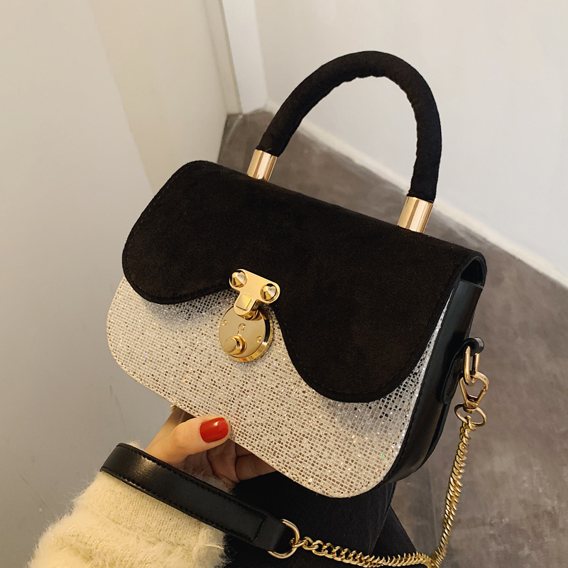 Elegant Female Tote bag 2020 Fashion New High quality PU Leather Women's Designer Handbag Lock Chain Shoulder Messenger Bag, Black
Elegant Female Tote bag 2020 Fashion New High quality PU Leather Women's Designer Handbag Lock Chain Shoulder Messenger Bag, Black