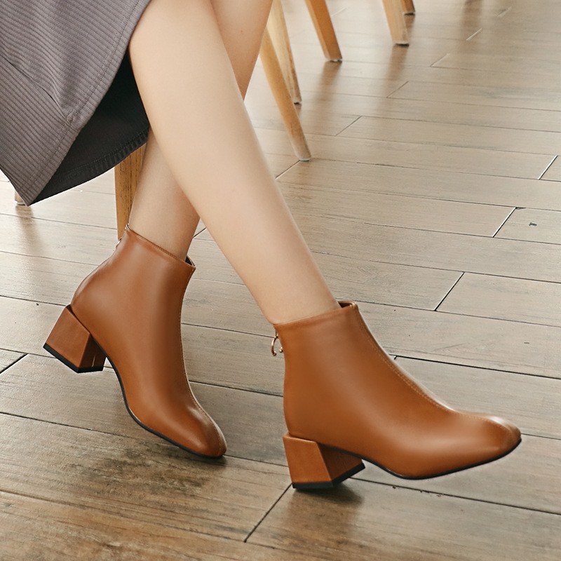 Classics PU Mid Calf Boots for Women Square Toe Retro Autumn Boots Zip Low Square Heel Winter Ladies Shoes Rubber Short Plush, Beige
Classics PU Mid Calf Boots for Women Square Toe Retro Autumn Boots Zip Low Square Heel Winter Ladies Shoes Rubber Short Plush, Beige