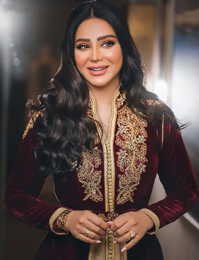 Moroccan Caftans Burgundy Formal Evening Dresses A Line Long Sleeve Embroidery Evening Gowns Floor Length Velour Vintage Prom Party Dress