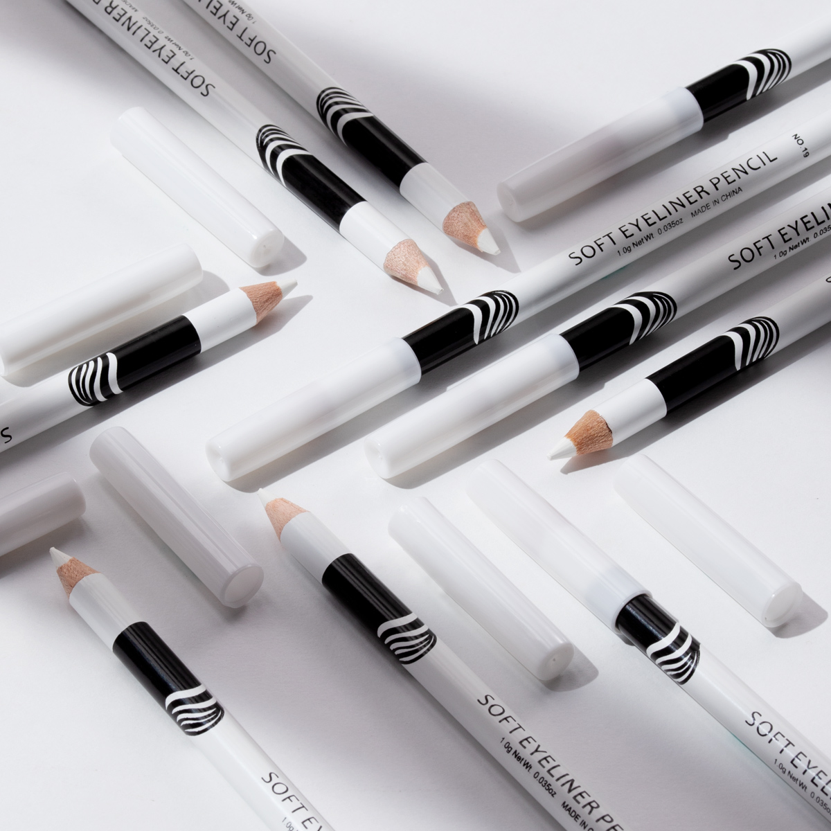 Professional Cosmetic Supplier Hot Sale Silky Wood And White Eyeliner 12 pieces/box Highlight Pencil New Design
Professional Cosmetic Supplier Hot Sale Silky Wood And White Eyeliner 12 pieces/box Highlight Pencil New Design