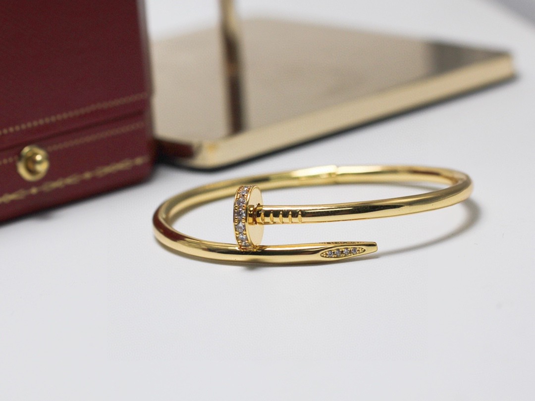 C fashion classic bracelet diamond-encrusted lu xu ry bracelet classic fashion temperament ladies star style