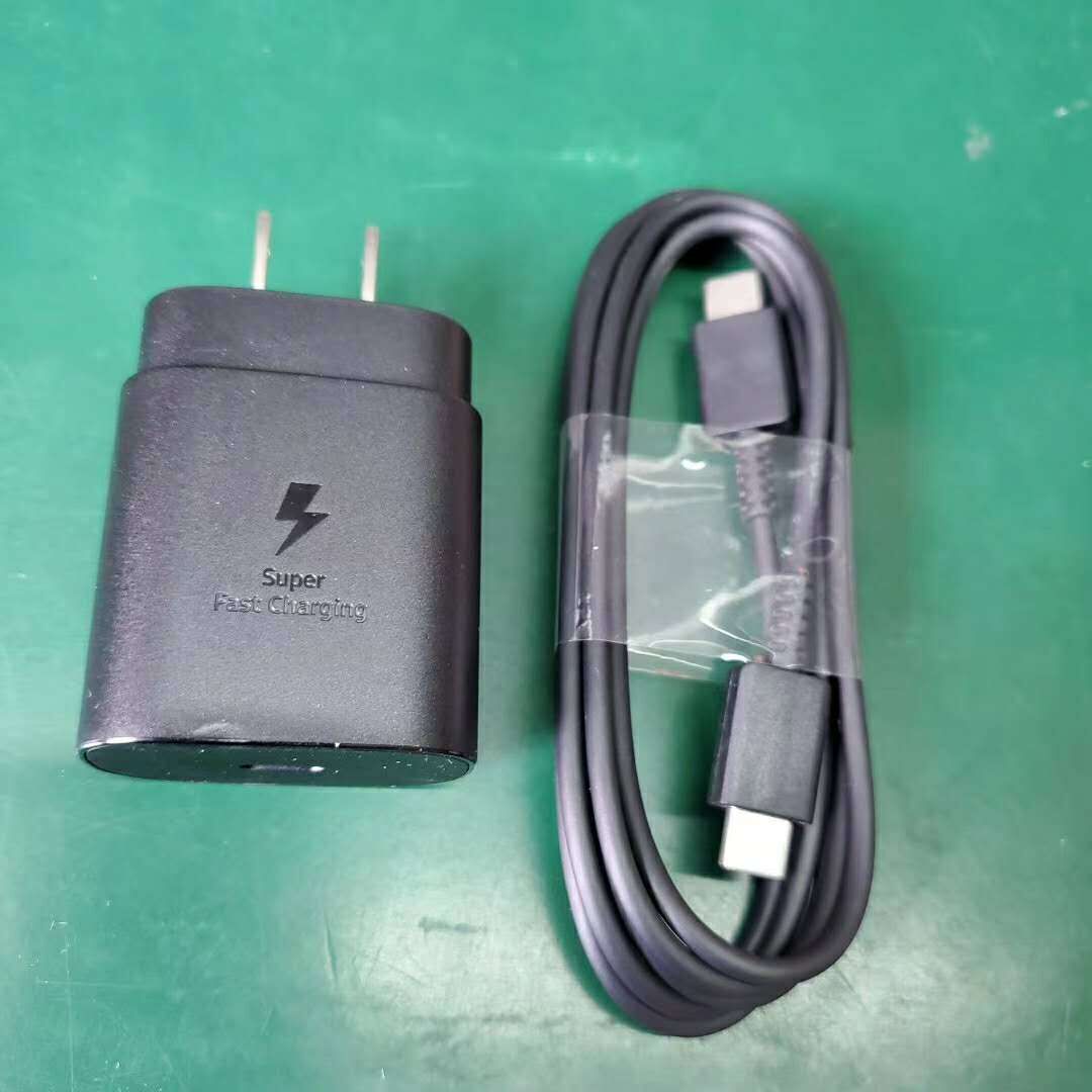 Genuine PD 25W super fast charger power adapter UL Plug for galaxy note10 note8 9 10 plus s9 s10 EP-TA800 with 1.5M type-C to type-C cable
Genuine PD 25W super fast charger power adapter UL Plug for galaxy note10 note8 9 10 plus s9 s10 EP-TA800 with 1.5M type-C to type-C cable