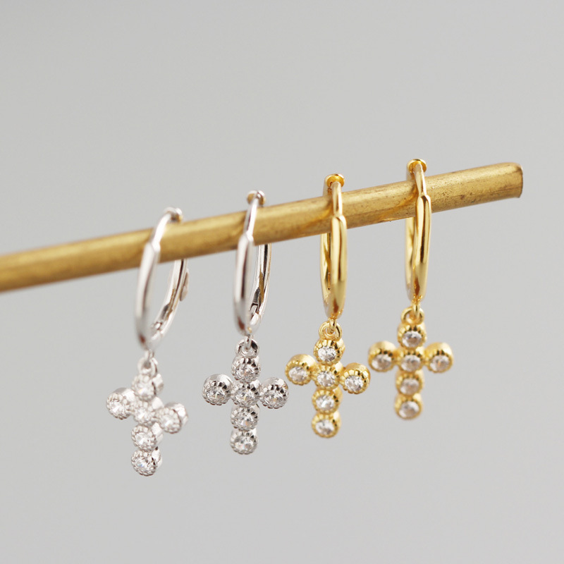 AprilGrass Brand Designe New Arrival 100% 925 Sterling Silver CZ Cross Pendant Stud Earrings for Women Fashion Jewelry Best Gifts
AprilGrass Brand Designe New Arrival 100% 925 Sterling Silver CZ Cross Pendant Stud Earrings for Women Fashion Jewelry Best Gifts