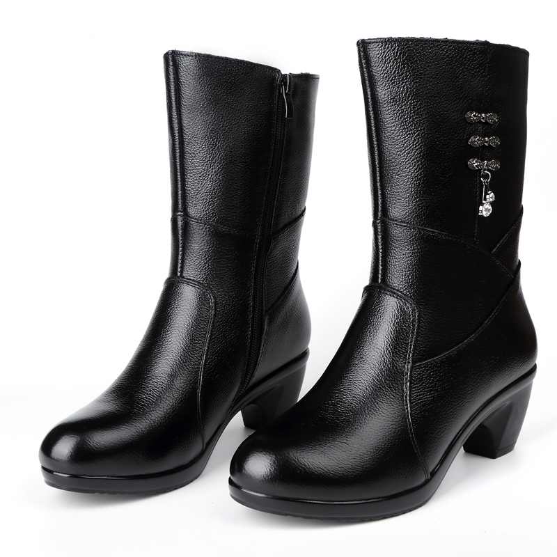 Women's boots Women's winter boots Leather mid-tube Non-slip rubber Keep warm in autumn, Black
Women's boots Women's winter boots Leather mid-tube Non-slip rubber Keep warm in autumn, Black