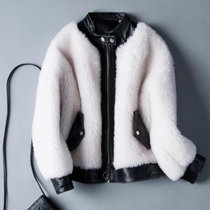 Winter new sheep shearing faux fur coat female short lamb hair jackets particles anti-season pu leather stitching wool coat F203, Beige
Winter new sheep shearing faux fur coat female short lamb hair jackets particles anti-season pu leather stitching wool coat F203, Beige
