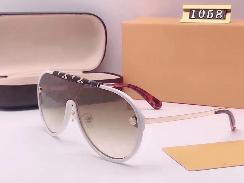 1058 designer sunglasses For women and men unisex Half Frame Coating Lens mask sunglasses Carbon Fiber Legs Summer classic Style
1058 designer sunglasses For women and men unisex Half Frame Coating Lens mask sunglasses Carbon Fiber Legs Summer classic Style