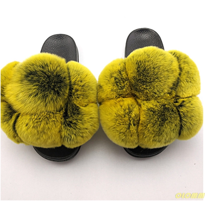 

Hot sale-Pom Pom Fur Slides Women Fur Slippers Furry Flip Flop Ladies Cute Fluffy Ball Flat Sandals Real Raccoon Rainbow Shoes, Q15