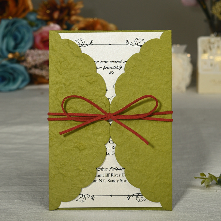 2020 Unique Hollow Engraving Wedding Invitations Creative Brides Couples Cards Red Cover Foil Stamping Vintage Wedding Invitation