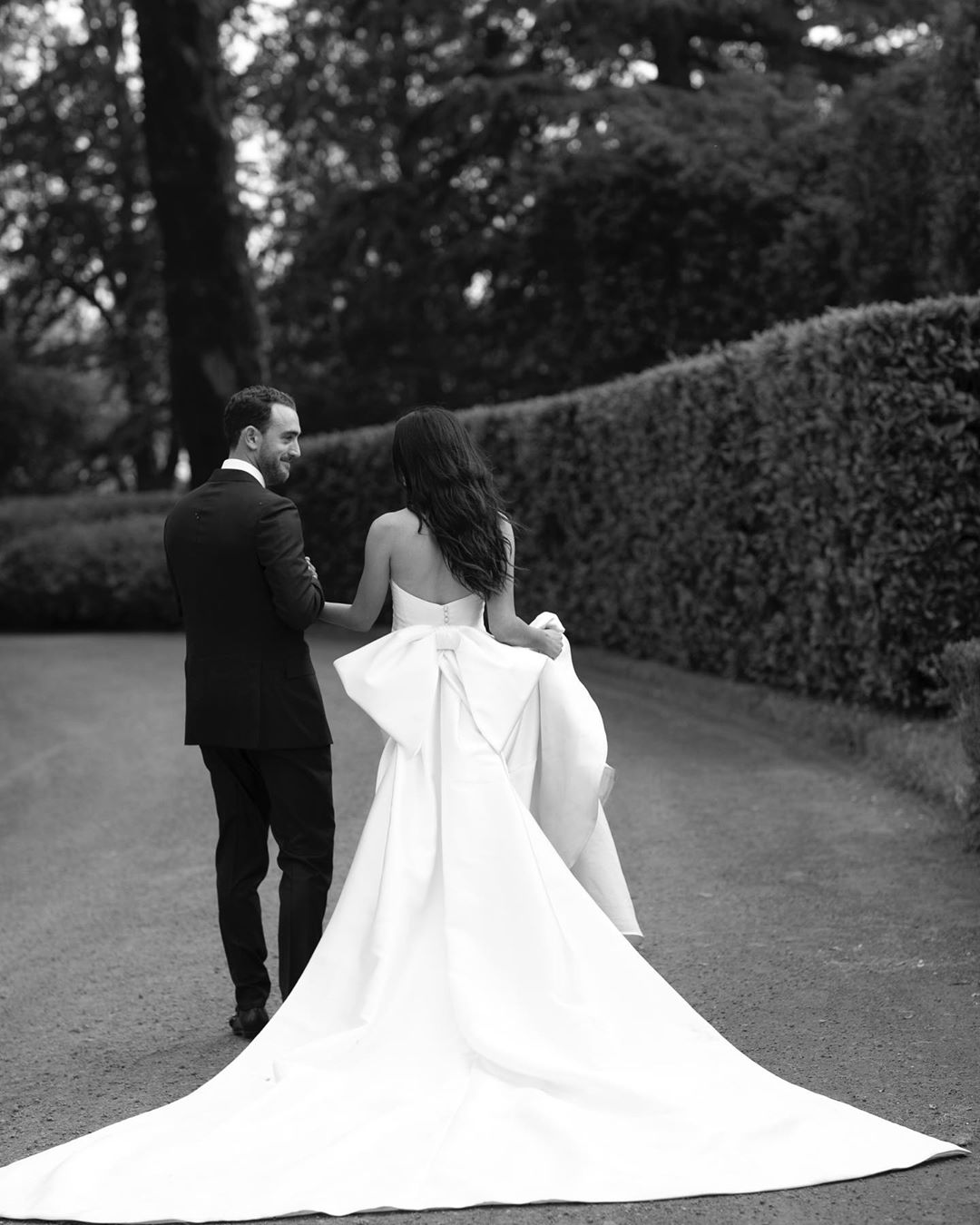 Simply Satin Mermaid Wedding Dresses Sexy Strapless Bow Bridal Gowns Backless Country vestido de novia Wedding Dress